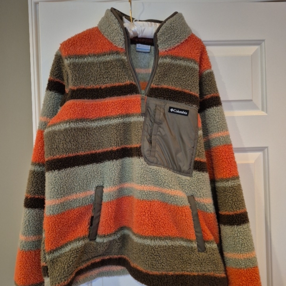 Columbia Womens Fleece Quarter Zip.  Xl